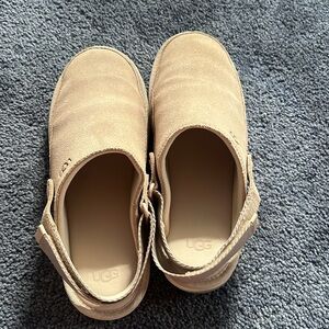 Ugg kids Goldenstar clog